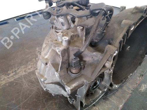 Gearbox KIA SPORTAGE II (JE_, KM_) 2.0 CRDi 4WD | BP8464277M3 