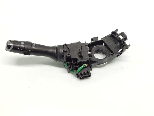 Used Headlight switch TOYOTA YARIS (_P13_) 1.4 D (NLP130_, NLP130) (90 hp) 24680906