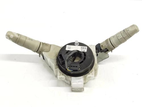 Used Headlight switch NISSAN MICRA III (K12) 1.4 16V (88 hp) 12844959
