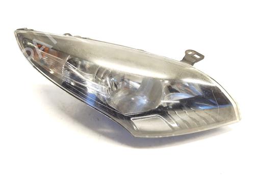 right-headlight-renault-megane-iii-hatchback-bz01_-b3_-2008-39410771 main image