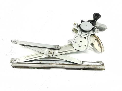 Vindusheismekanisme høyre foran SUZUKI SWIFT III (MZ, EZ) 1.3 DDiS (RS413D) (75 hp) 31014989