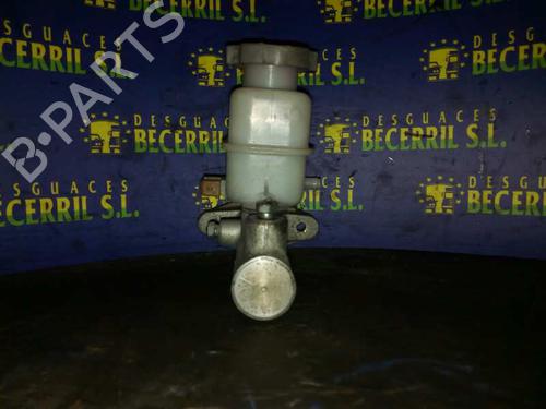 Brake master cylinder HYUNDAI SANTA FÉ II (CM) | BP8425298M77