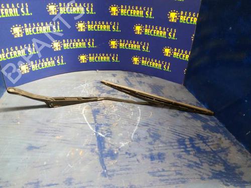 Used Front windshield wiper arm OPEL FRONTERA B (U99) [1998-2004]  8424659