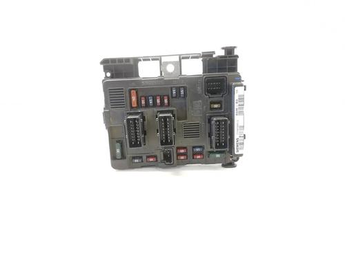 Used Fuse box Fuse box 39070908 39070908
