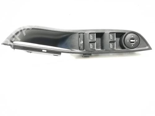 Used Left front window switch FORD FOCUS III [2010-2020]  22380188