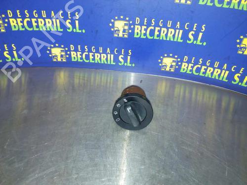 Used Headlight switch BMW 5 (E39) 525 tds (143 hp) 11142124