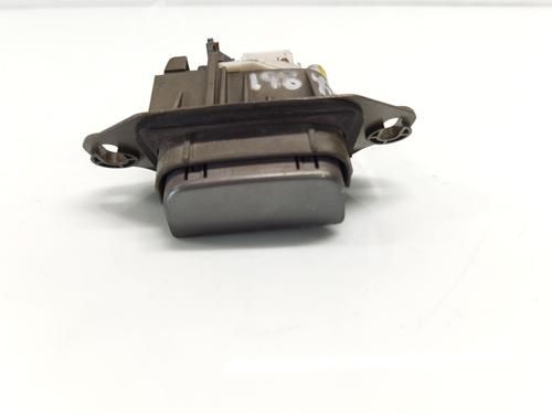 Used Tailgate handle RENAULT MEGANE I (BA0/1_) 1.4 16V (BA0D, BA1H, BA0W, BA10) (95 hp) 25739502