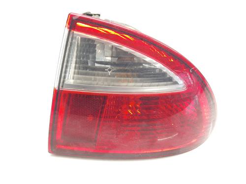Feu arrière droit SEAT LEON (1M1) 1.9 TDI (110 hp) 30885772