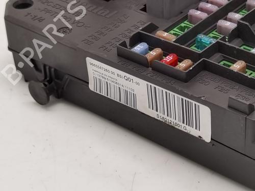 Fuse box CITROËN C4 II (NC_) 1.6 HDi 110 | BP30329947E1