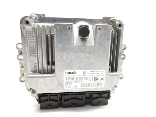 Used Engine control unit (ECU) Engine control unit (ECU) PEUGEOT 407 (6D_) 1.6 HDi 110 (6D9HZC, 6D9HYC) (109 hp) 33398938 33398938