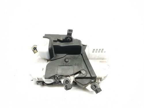 Serratura anteriore sinistra Serratura anteriore sinistra PEUGEOT 607 (9D, 9U) 2.7 HDi 24V (204 hp) 35986296 35986296