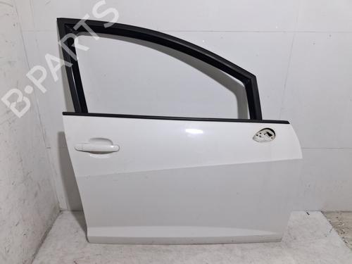 Used Right front door Right front door 38019503 38019503