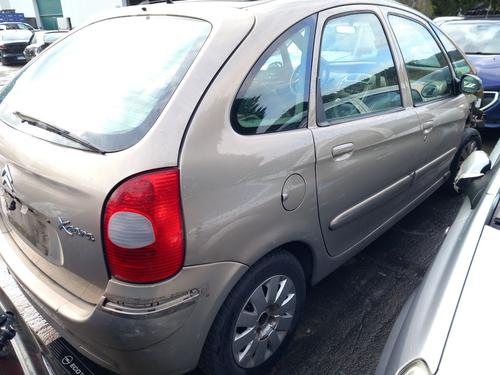 Left taillight CITROËN XSARA PICASSO (N68) 2.0 HDi | BP24589452C34 
