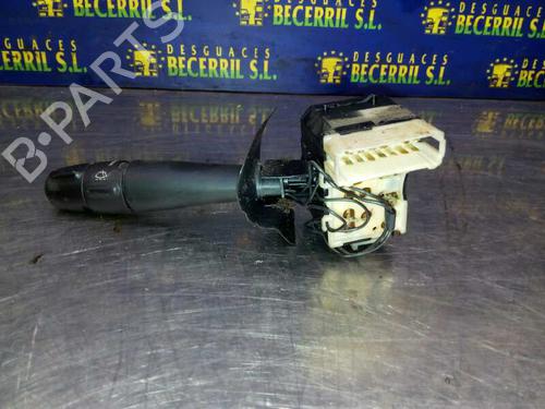 Used Steering column stalk RENAULT ESPACE III (JE0_) 1.9 dTi (JE0M) (98 hp) 8425328