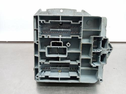 Fuse box ALFA ROMEO 147 (937_) 1.6 16V T.SPARK (937.AXA1A, 937.AXB1A, 937.BXB1A) | BP8469639E1 