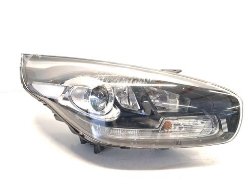 right-headlight-kia-carens-iv-2013-38484374 main image