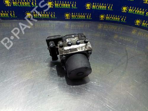Used ABS pump NISSAN PRIMERA (P12) 2.2 Di (126 hp) 8448914