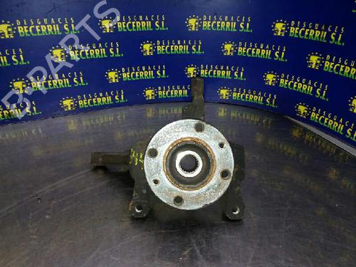 Used Left front steering knuckle RENAULT LAGUNA I (B56_, 556_) [1993-2002]  16680545