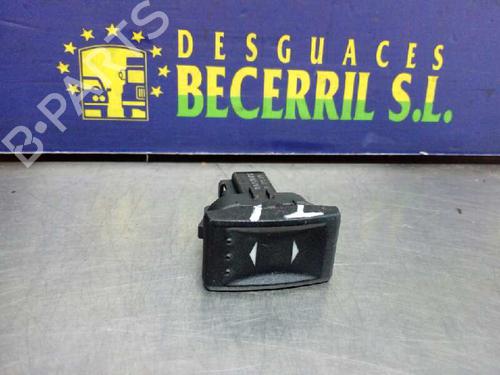 Used Left rear window switch FORD MONDEO III (B5Y) [2000-2007]  8444451