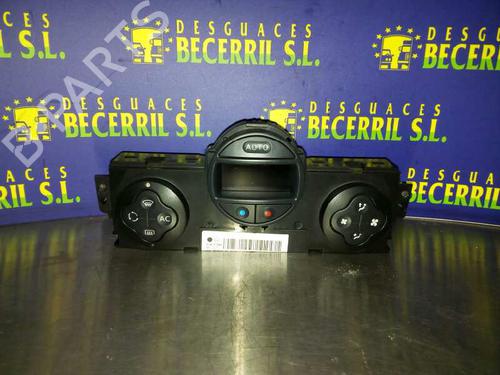 Used Climate control RENAULT MEGANE II Saloon (LM0/1_) [2003-2025]  8426703