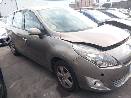 Brugte RENAULT GRAND SCÉNIC III (JZ0/1_) 1.9 dCi (JZ0J, JZ0N, JZ1K, JZ1S) (131 hp) 4310030