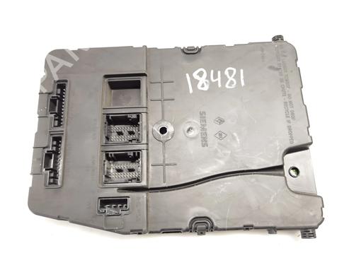 Used Electronic module RENAULT SCÉNIC II (JM0/1_) [2003-2010]  19655465
