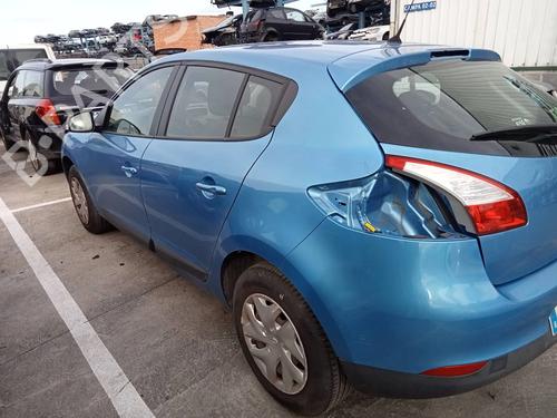 Engine control unit (ECU) RENAULT MEGANE III Hatchback (BZ0/1_, B3_)  | BP18122732M57 