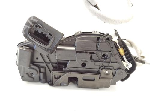 Rear left lock VW TOURAN (5T1) 1.6 TDI | BP28590704C100 
