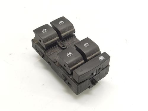 Używane Przełącznik szyby przedniej lewej CHEVROLET CRUZE Hatchback (J305) 1.7 D (131 hp) 30735297