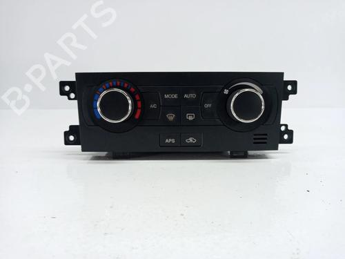 Used Climate control CHEVROLET CAPTIVA (C100, C140) 2.0 D 4WD (150 hp) 9056421