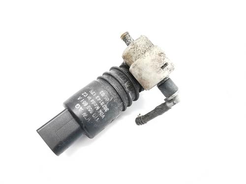 Used Washer pump VW TOURAN (1T1, 1T2) 2.0 TDI (136 hp) 26960607