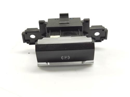 switch-citroen-c4-picasso-ii-2013-38038025 main image