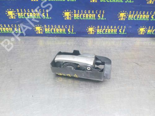 Used Front right interior door handle FORD MONDEO III Saloon (B4Y) 2.0 16V TDDi / TDCi (115 hp) 8431774