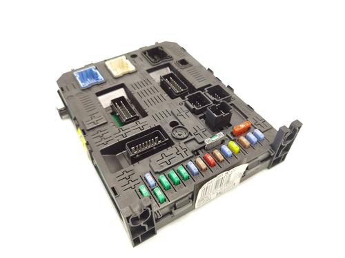 Used Fuse box CITROËN C4 II (NC_) 1.6 HDi 90 (92 hp) 26911716