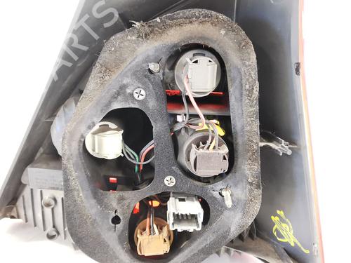 Left taillight HONDA CIVIC VII Hatchback (EU, EP, EV) 1.6 i (EP2, EU8, EU6) | BP30353292C34