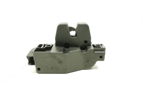 Used Tailgate lock CITROËN C4 I (LC_) 1.4 16V (88 hp) 30794481