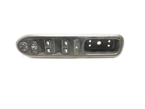 Left front window switch PEUGEOT 407 SW (6E_, 6D_) 2.0 HDi 135 | BP30173221I27