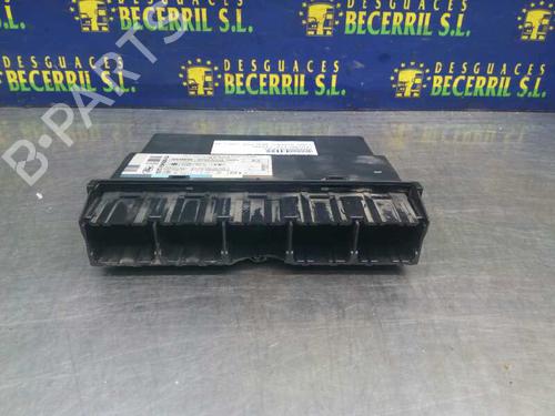 Used Fuse box FORD MONDEO III Saloon (B4Y) 2.0 16V TDDi / TDCi (115 hp) 8432421
