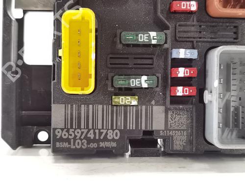 Fuse box CITROËN C2 (JM_) 1.4 HDi | BP25382392E1 