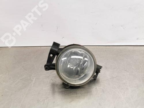 Used Right front fog light Right front fog light FORD FOCUS II (DA_, HCP, DP) 1.6 TDCi (109 hp) 8471560 8471560