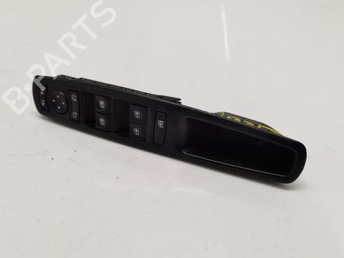 Used Left front window switch RENAULT GRAND SCÉNIC III (JZ0/1_) 1.9 dCi (JZ0J, JZ0N, JZ1K, JZ1S) (131 hp) 31189877