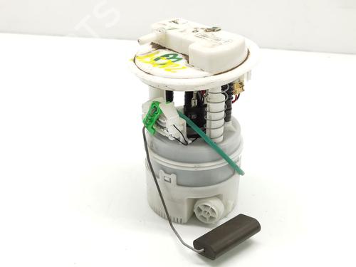 Used Fuel pump DACIA SANDERO 1.2 16V (75 hp) 27285343