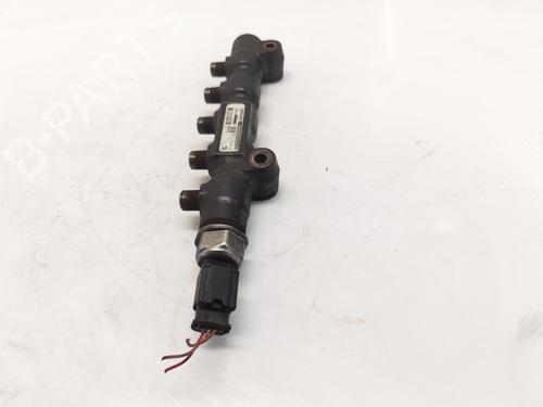 Injection rail CITROËN C4 II (NC_) 1.6 HDi 90 | BP36392864M98 - Image 3