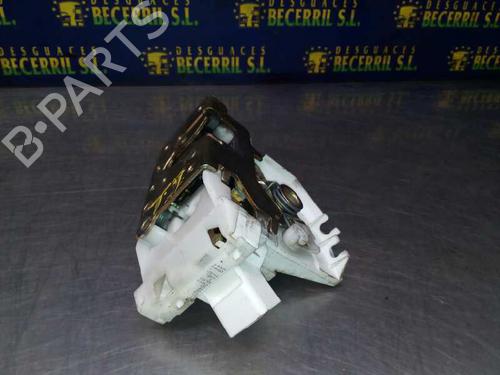 Used Rear left lock FORD MONDEO III Saloon (B4Y) 2.0 16V TDDi / TDCi (115 hp) 8430573