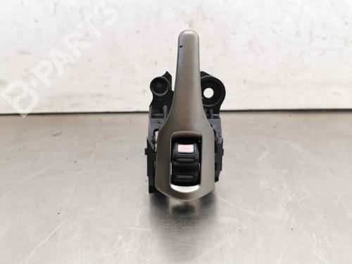 Used Front left interior door handle Front left interior door handle TOYOTA AURIS (_E15_) 1.4 D-4D (NDE150_, NDE150R) (90 hp) 8476620 8476620
