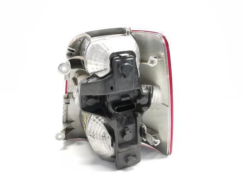 Left taillight VW TOURAN (1T1, 1T2) 1.9 TDI | BP25697182C34 
