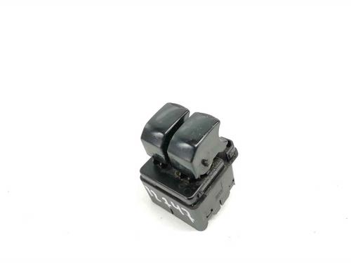 Used Left front window switch Left front window switch DAEWOO KALOS (KLAS) 1.4 (83 hp) 8483454 8483454