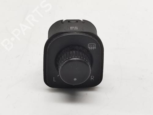 Comando retrovisori VW GOLF VI (5K1) 1.6 TDI (105 hp) 30382850