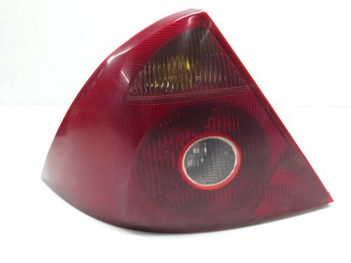 Used Left taillight FORD MONDEO III Saloon (B4Y) 2.0 16V TDDi / TDCi (115 hp) 31147676