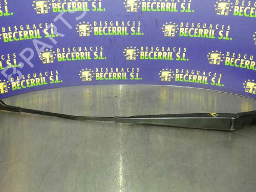 Used Front windshield wiper arm VW PASSAT B6 (3C2) 2.0 TFSI (200 hp) 13404001